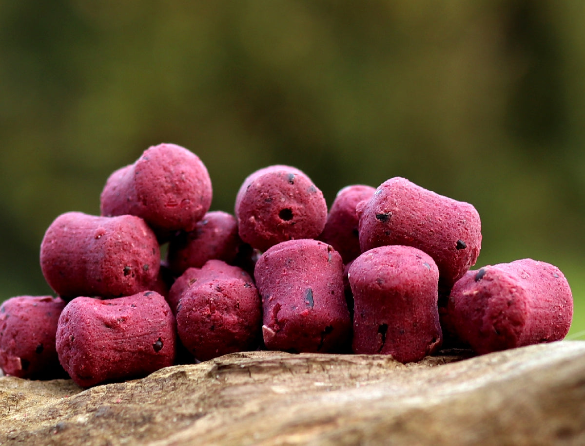 Dumbells Bloodworm/Caviar Vérféreg/Kaviár Süllyedő